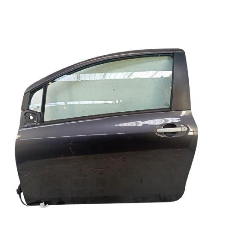 Porte avant gauche TOYOTA YARIS 3