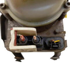 Pompe de direction DACIA SANDERO 2 Photo n°3