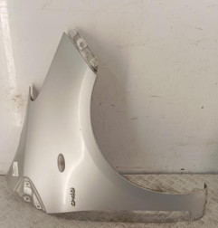 Aile avant droit TOYOTA YARIS 2 Photo n°1