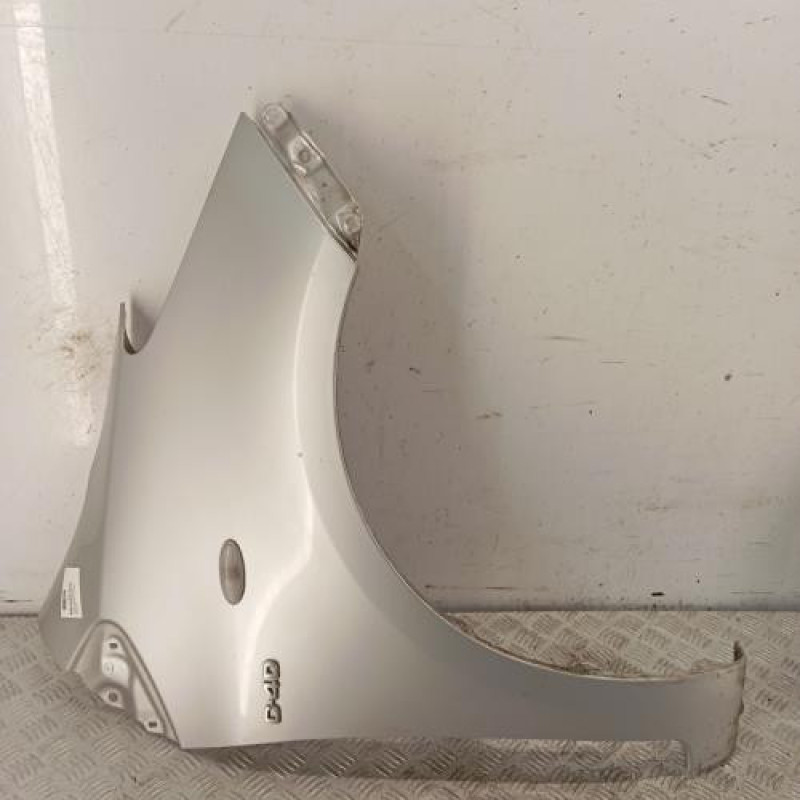 Aile avant droit TOYOTA YARIS 2