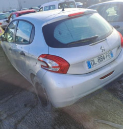 Porte avant droit PEUGEOT 208 1 Photo n°7