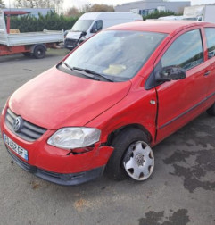 Capot VOLKSWAGEN FOX Photo n°4
