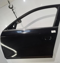 Porte avant gauche AUDI A4 3 Photo n°1