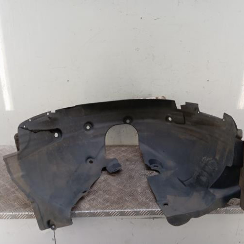Pare boue avant droit RENAULT CLIO 5 Pare boue avant droit RENAULT CLIO 5