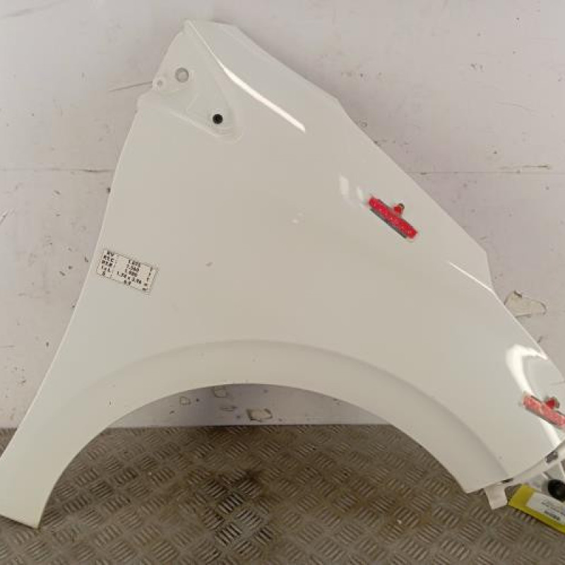 Aile avant droit PEUGEOT 208 1