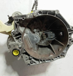 Boite de vitesses PEUGEOT 208 1 Photo n°1