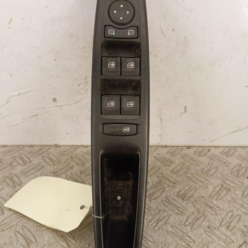 Interrupteur de leve vitre avant gauche RENAULT SCENIC 3