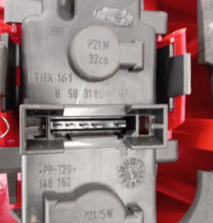 Feu arriere principal gauche (feux) AUDI A6 2 Photo n°4