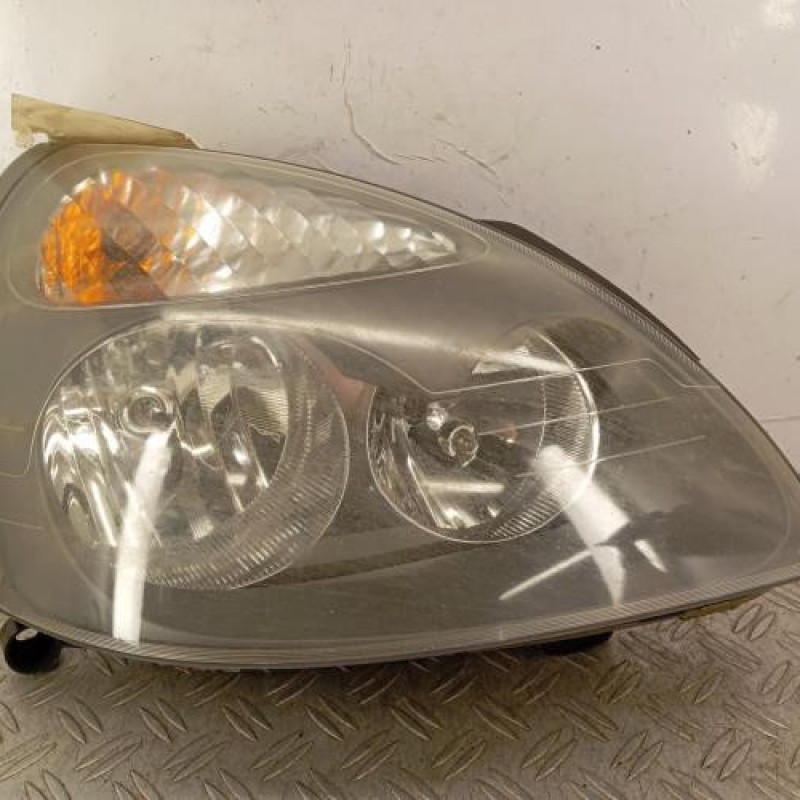 Optique avant principal droit (feux)(phare) RENAULT CLIO 2 CAMPUS