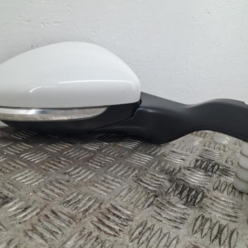 Retroviseur droit PEUGEOT 208 1