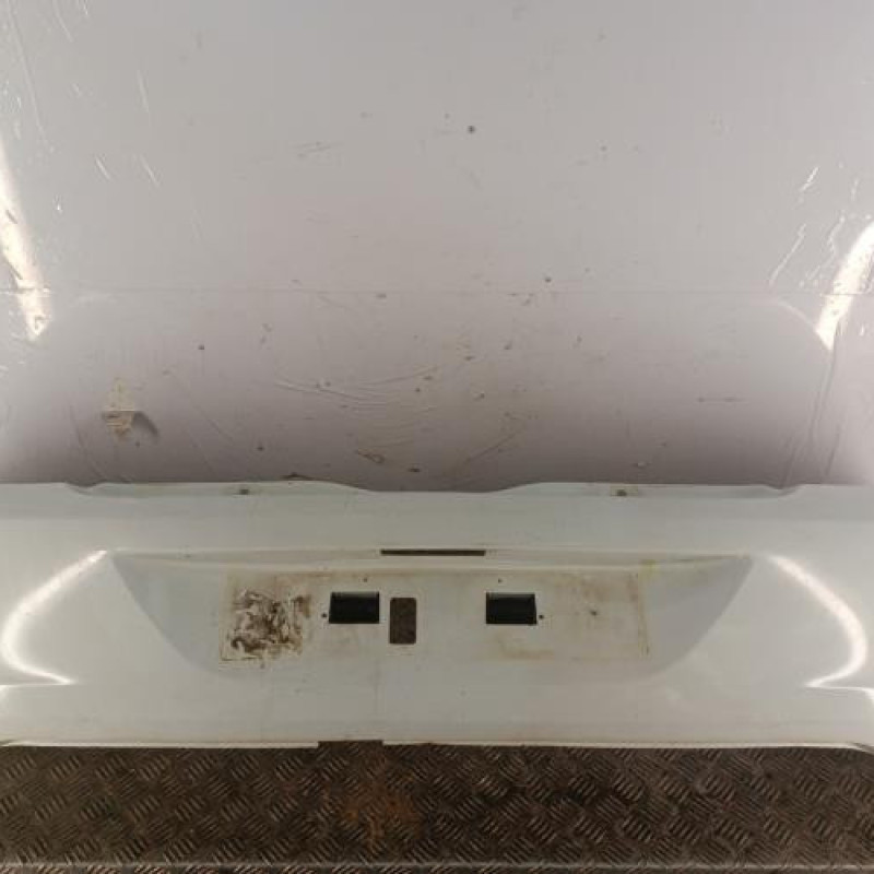 Pare choc arriere RENAULT CLIO 2 CAMPUS