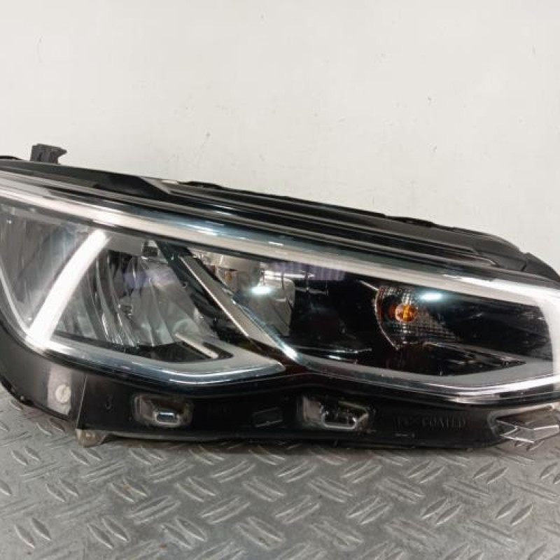 Optique avant principal droit (feux)(phare) VOLKSWAGEN GOLF 8