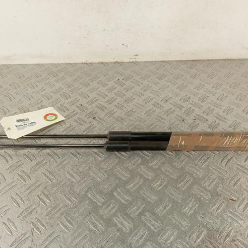 Verin de coffre VOLKSWAGEN GOLF 8