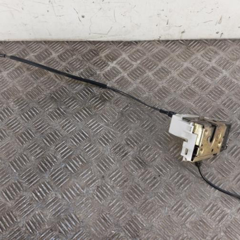 Serrure avant droit CITROEN C3 1