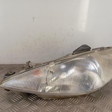 Optique avant principal gauche (feux)(phare) PEUGEOT 206 Photo n°1