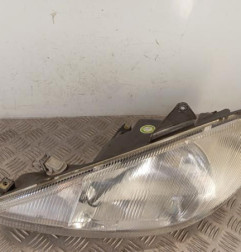 Optique avant principal gauche (feux)(phare) PEUGEOT 206