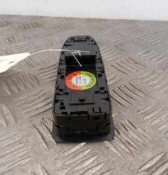 Interrupteur de leve vitre avant gauche RENAULT CLIO 5