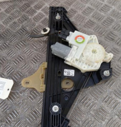 Leve vitre electrique arriere droit RENAULT CLIO 5 Photo n°1