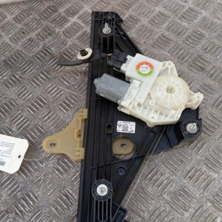 Leve vitre electrique arriere droit RENAULT CLIO 5 Photo n°1