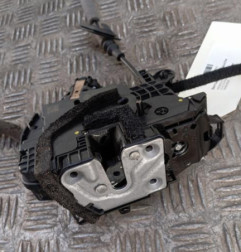 Serrure arriere gauche RENAULT CLIO 5 Photo n°4