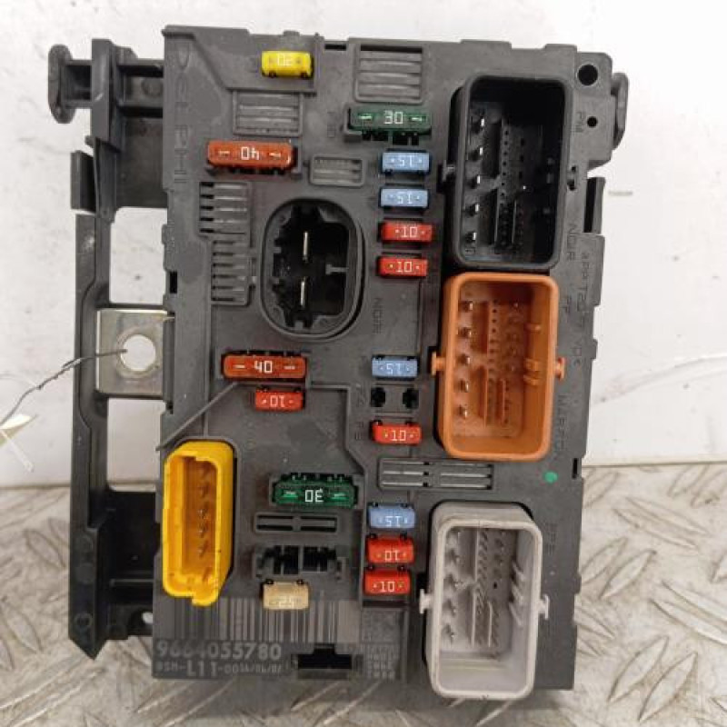 Boitier servitude moteur (BSM) PEUGEOT 207