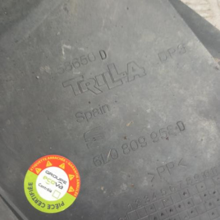 Pare boue avant droit SEAT IBIZA 3