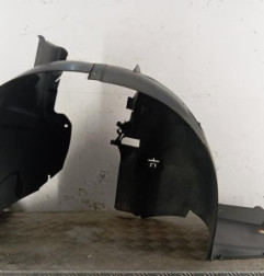 Pare boue avant droit PEUGEOT 406 Photo n°1