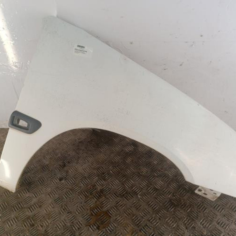 Aile avant droit CITROEN SAXO