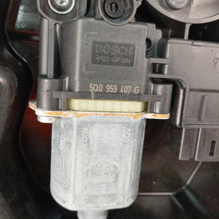 Leve vitre electrique arriere droit VOLKSWAGEN GOLF 8