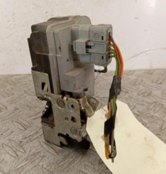 Serrure avant gauche PEUGEOT 206+