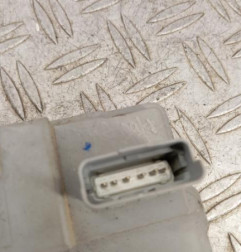 Serrure avant gauche PEUGEOT 206+ Photo n°4