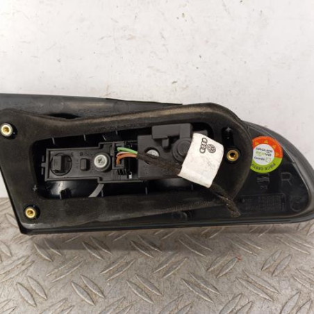 Feu arriere secondaire droit (feux) SEAT IBIZA 3