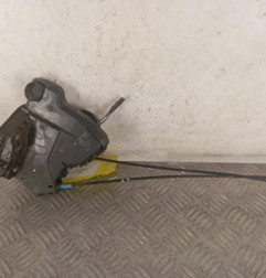 Serrure avant droit TOYOTA VERSO