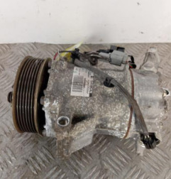 Compresseur clim RENAULT CLIO 4 Photo n°1