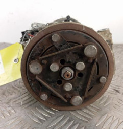 Compresseur clim RENAULT CLIO 4