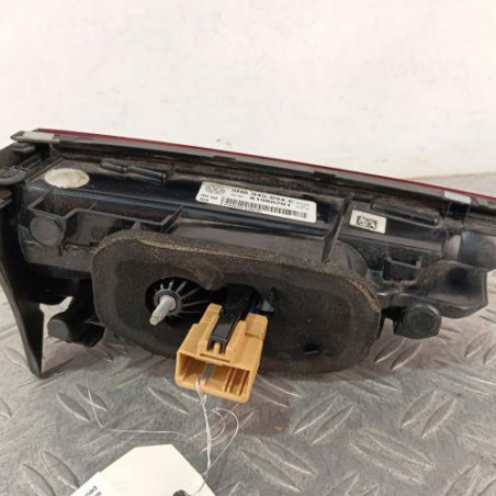 Feu arriere secondaire droit (feux) VOLKSWAGEN GOLF 8