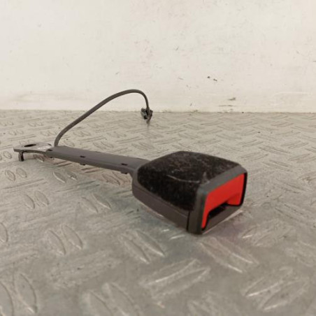 Attache ceinture avant droit VOLKSWAGEN GOLF 8 Photo n°1