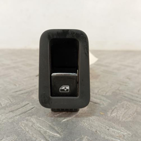 Interrupteur de leve vitre arriere gauche VOLKSWAGEN GOLF 8 Photo n°1