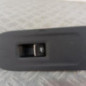 Interrupteur de leve vitre avant droit VOLKSWAGEN GOLF 8