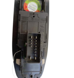 Interrupteur de leve vitre avant gauche PEUGEOT 208 1 Photo n°4