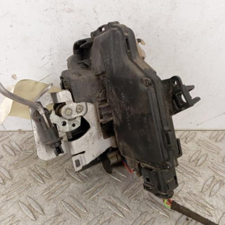 Serrure avant droit AUDI A6 2