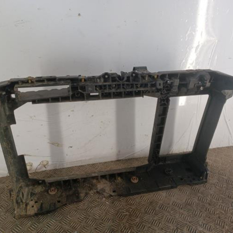 Face avant PEUGEOT 208 2