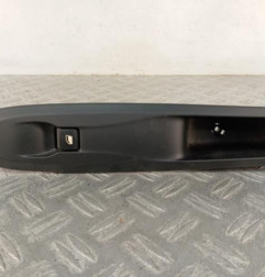 Interrupteur de leve vitre avant droit DS DS4 1 Photo n°1