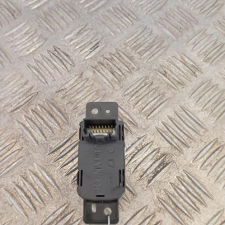 Bloc electrique de frein a main RENAULT CLIO 5