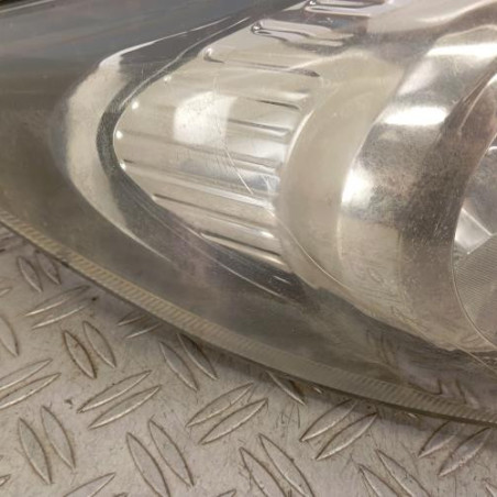 Optique avant principal droit (feux)(phare) FORD FIESTA 6