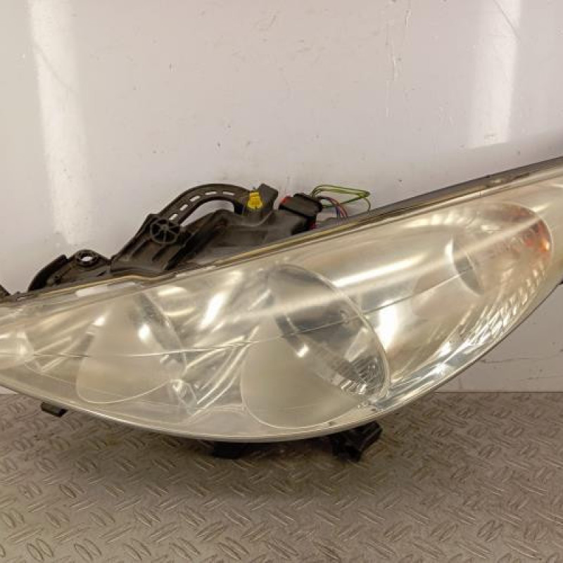 Optique avant principal gauche (feux)(phare) PEUGEOT 207