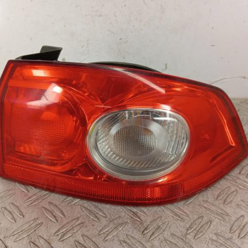 Feu arriere principal droit (feux) RENAULT LAGUNA 2