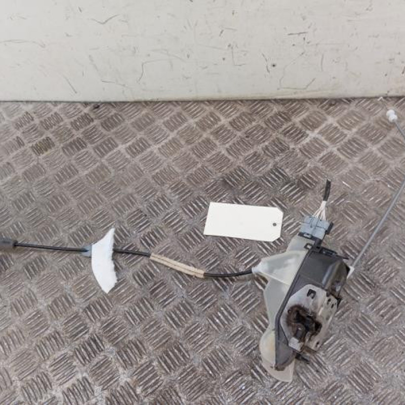 Serrure avant gauche CITROEN C4 CACTUS