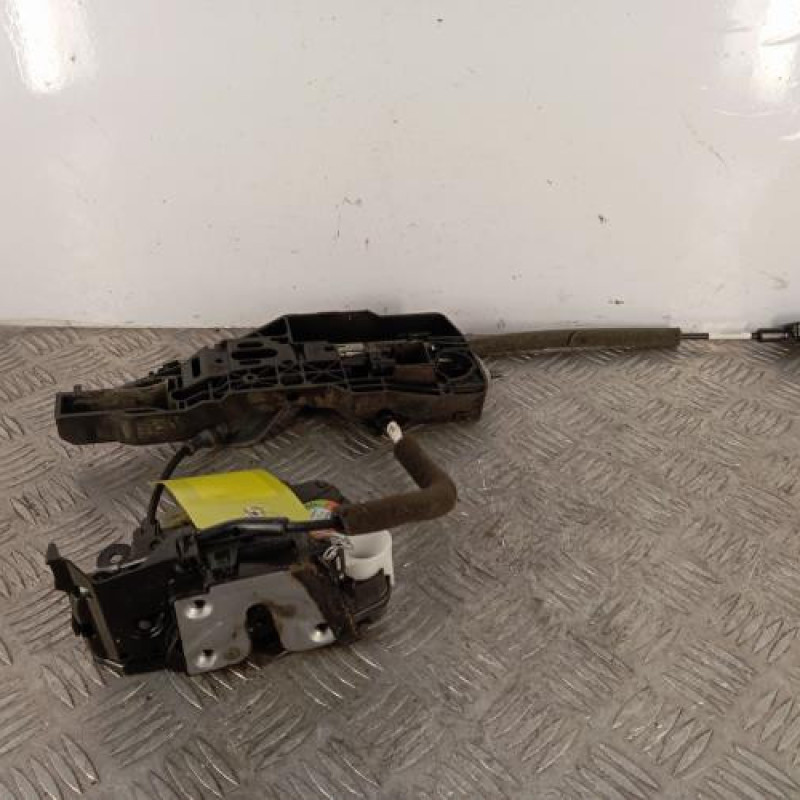 Serrure avant gauche RENAULT CLIO 4