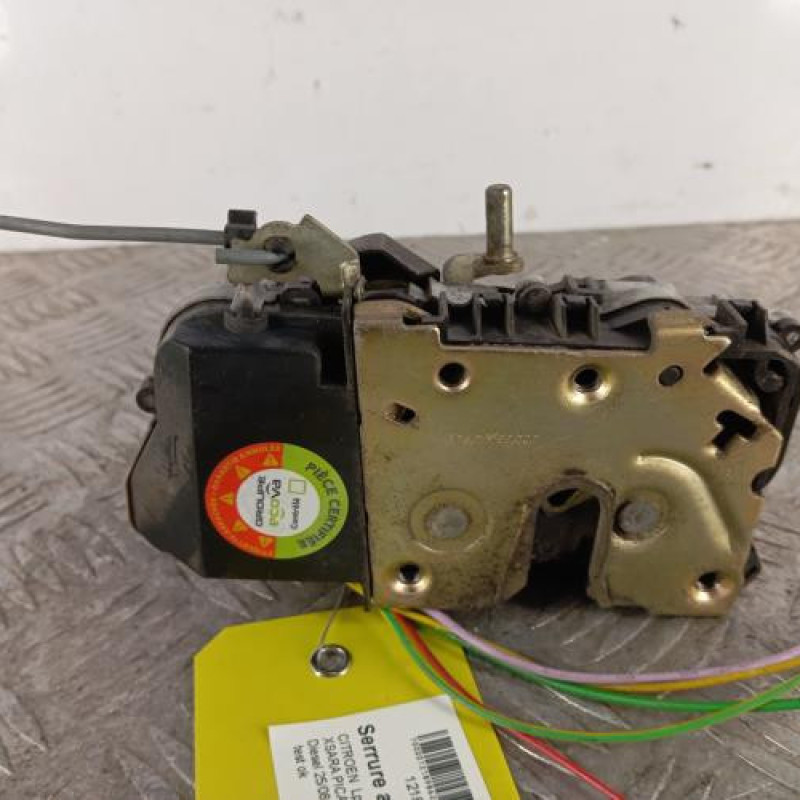 Serrure avant droit CITROEN XSARA PICASSO